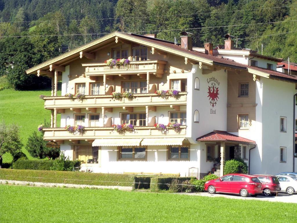 Landhaus Tirol Apartment Zellberg
